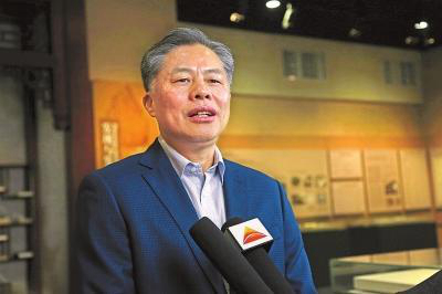 访黄德宽：拉近古老汉字与公众的距离